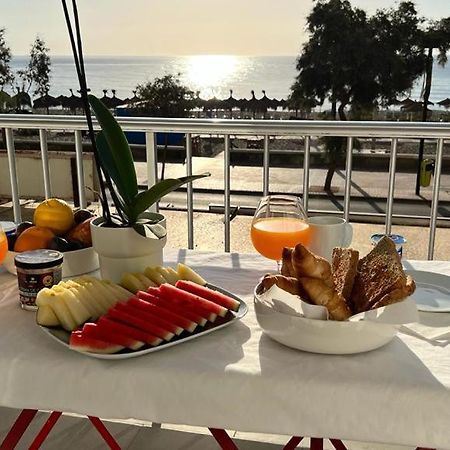 Apartament 1º Linea De Playa En Pleno Centro De Fuengirola Zewnętrze zdjęcie