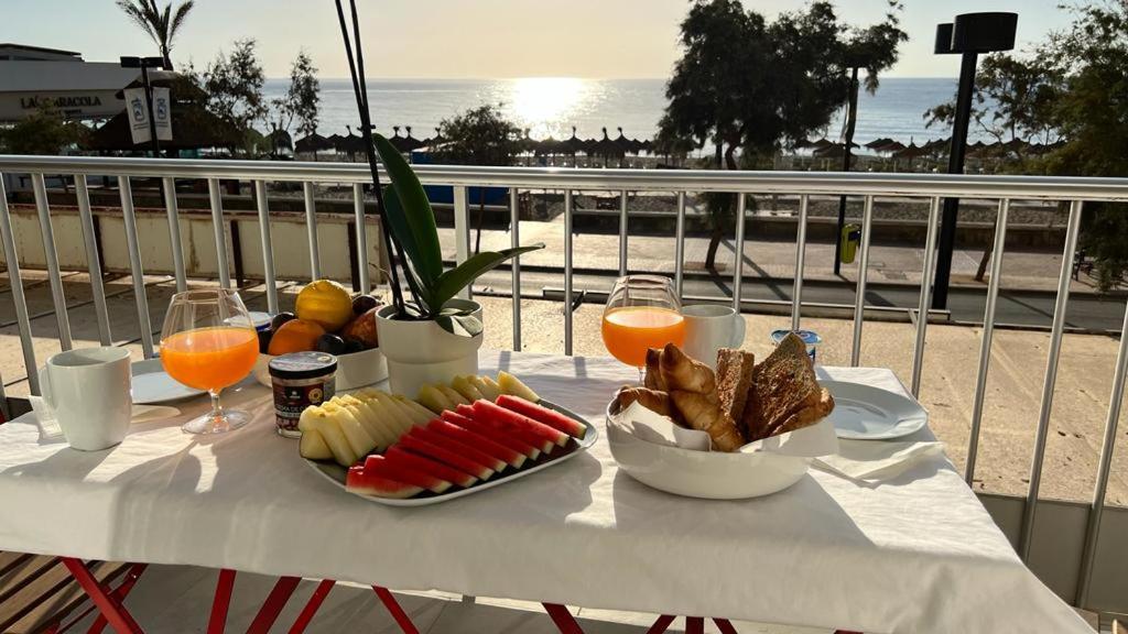 Apartament 1º Linea De Playa En Pleno Centro De Fuengirola Zewnętrze zdjęcie
