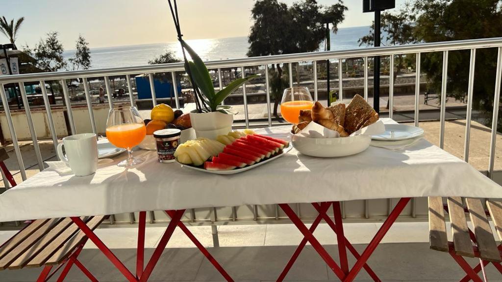 Apartament 1º Linea De Playa En Pleno Centro De Fuengirola Zewnętrze zdjęcie