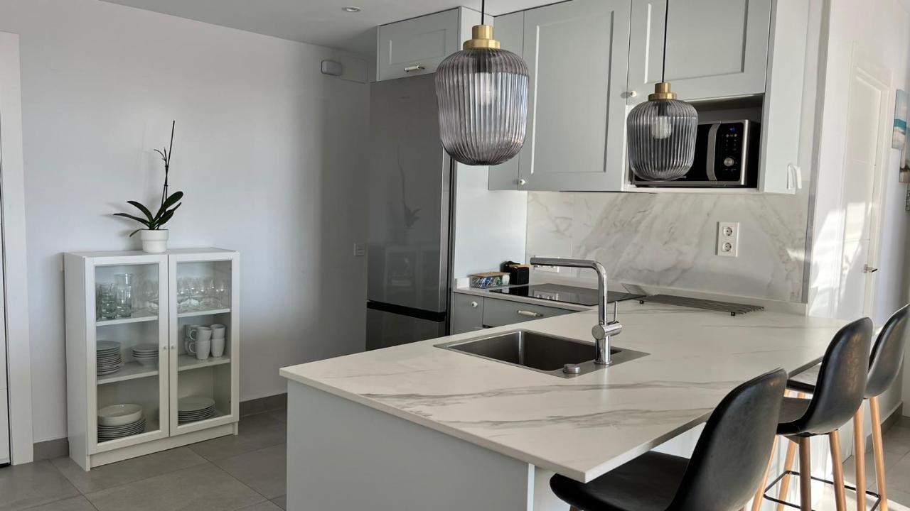 Apartament 1º Linea De Playa En Pleno Centro De Fuengirola Zewnętrze zdjęcie